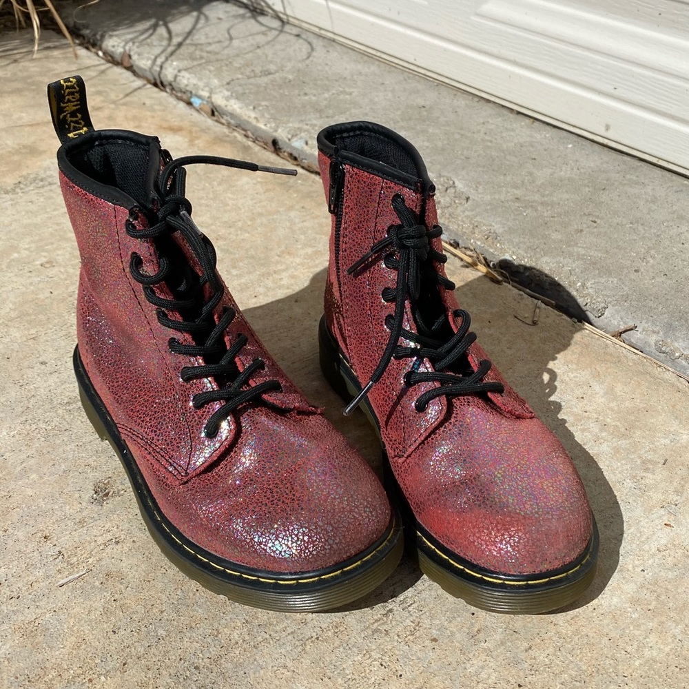 Dr. Martens Delaney boot metallic pink 5 Delaney